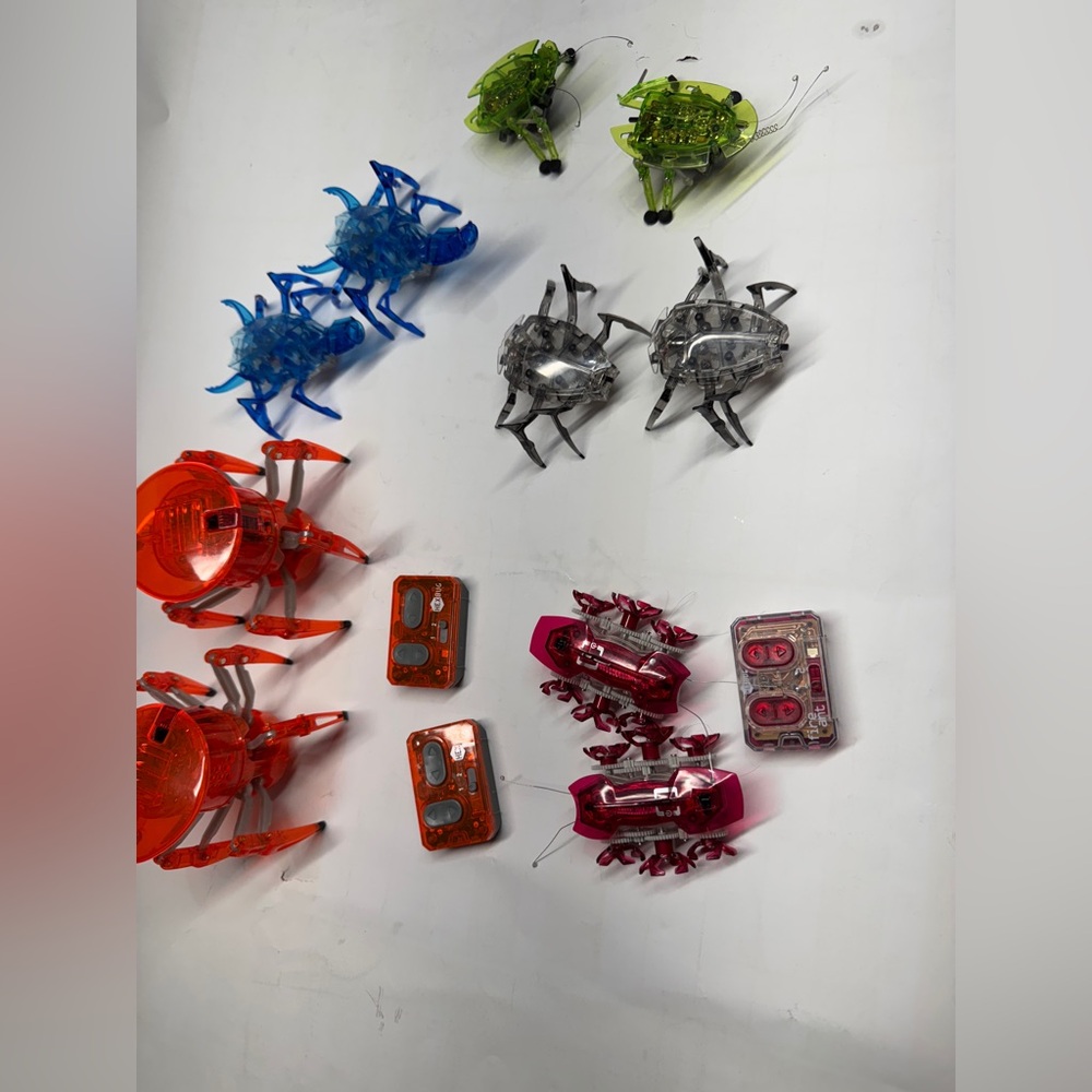 HEXBUG Warriors R/C BattleBots Robotic Assorted Bugs